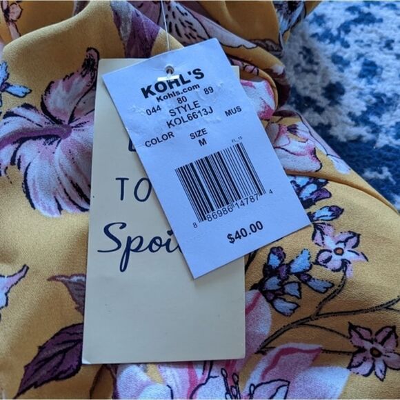 Live To Be Spoiled hi-low skirt. Yellow with flowers med - Picture 9 of 14